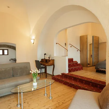 Апарт-отель Burg Stettenfels Untergruppenbach