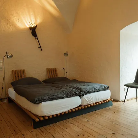 Апарт-отель Burg Stettenfels